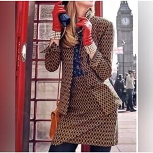 Cabi Standout Kensinggton Proper Blazer & Skirt Set Gold Navy Medallion Small